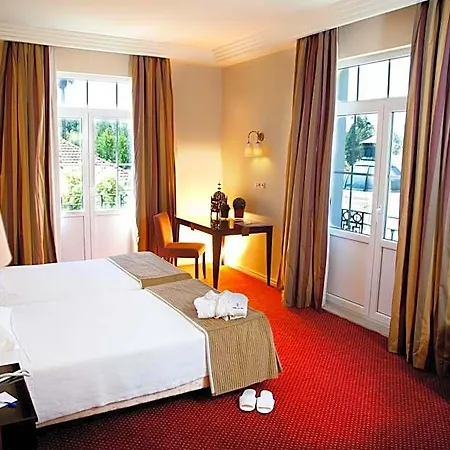 Hotel Termas Da Curia 3*
